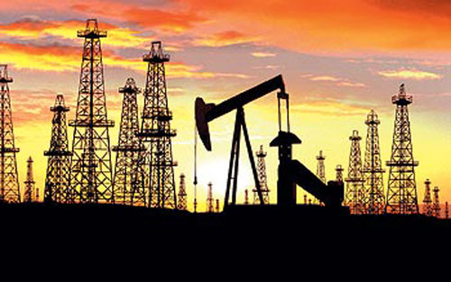 Terminske cene nafte skliznule su zbog zabrinutosti oko prekomerne kolicine zaliha u SAD-u